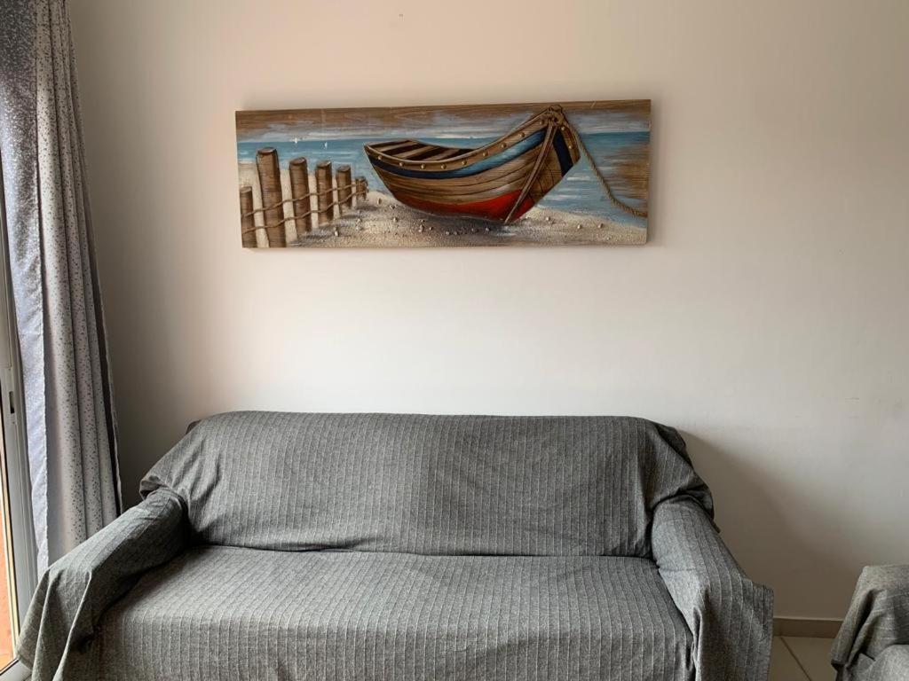 Comfortable 2 Bedroom Apartment In Popular Limnaria Gardens Paphos Exterior photo
